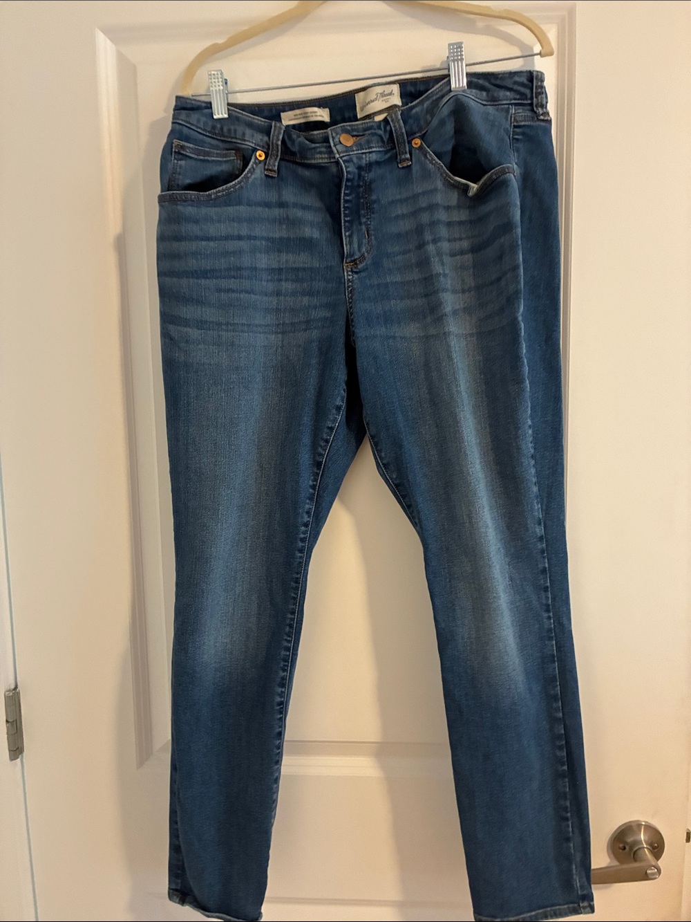 Women’s Blue Stretch Denim Jeans - Classic Mid Wash